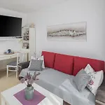 3 & 4 Bedrooms Simona Apartamento Poreč