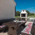 3 & 4 Bedrooms Simona Apartamento *
