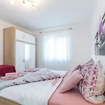3 & 4 Bedrooms Simona Apartamento Poreč