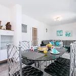 Apartamento 3 & 4 Bedrooms Simona