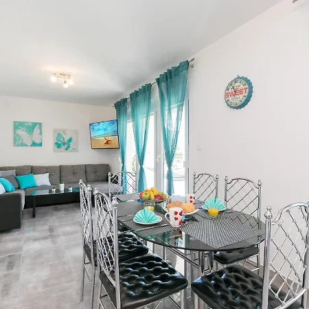 3 & 4 Bedrooms Simona Daire Poreč