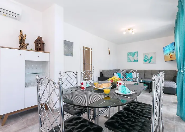 Apartman 3 & 4 Bedrooms Simona