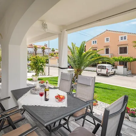 3&4 Bedrooms Simona Appartement Poreč