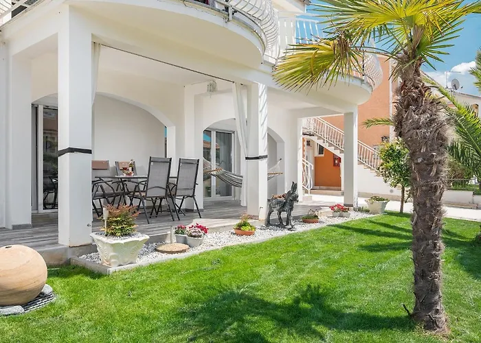 3&4 Bedrooms Simona Poreč