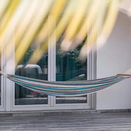 3 & 4 Bedrooms Simona